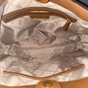 Michael kors Hobo  bag